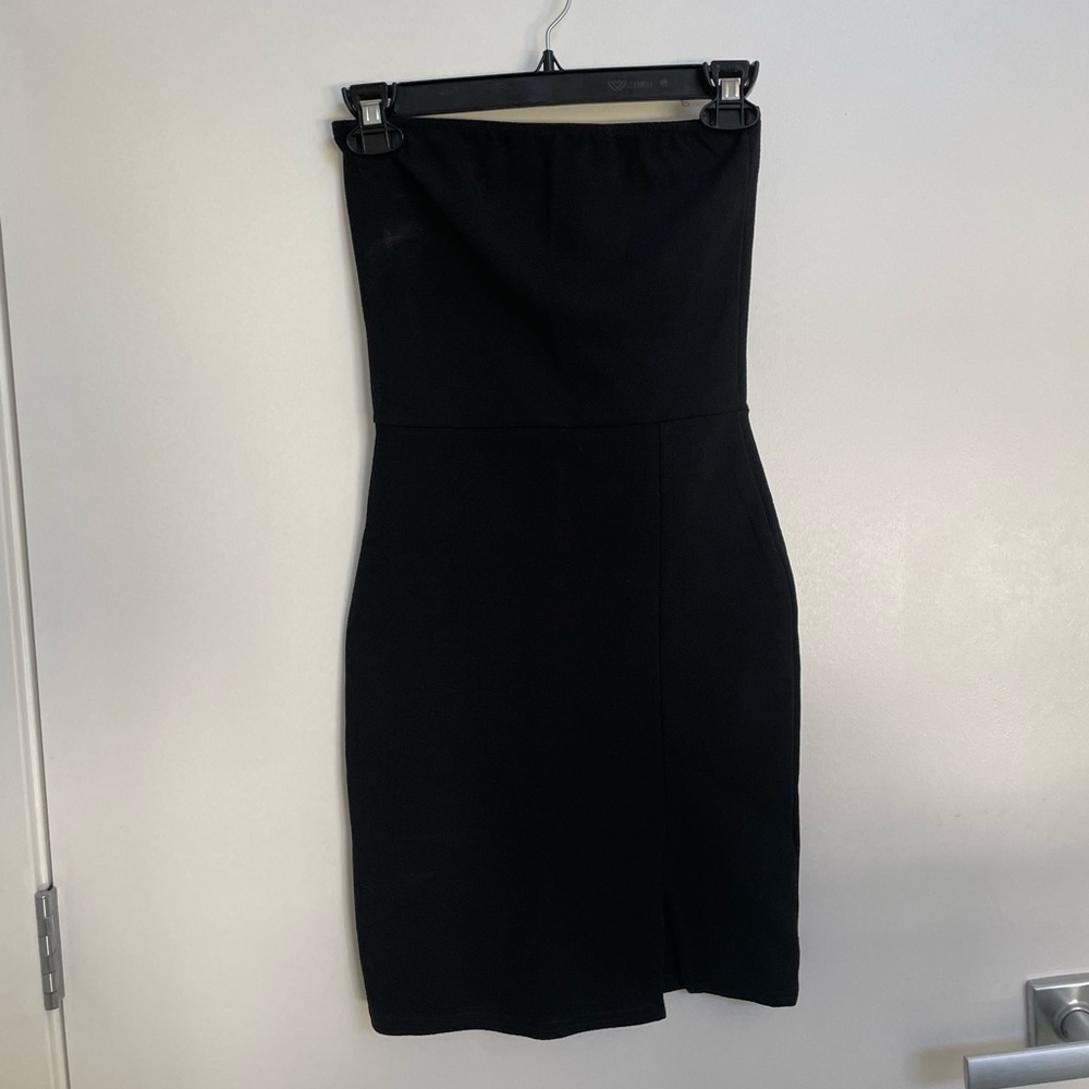 Free with purchase! Nasty Gal strapless black dress 2